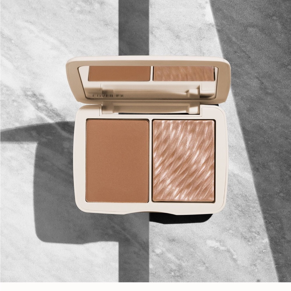 Cover FX MONOCHROMATIC CHEEK DUO BRONZER